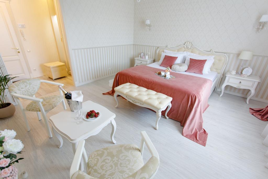 Royal Suite Apartment With Jacuzzi Sumi Dış mekan fotoğraf